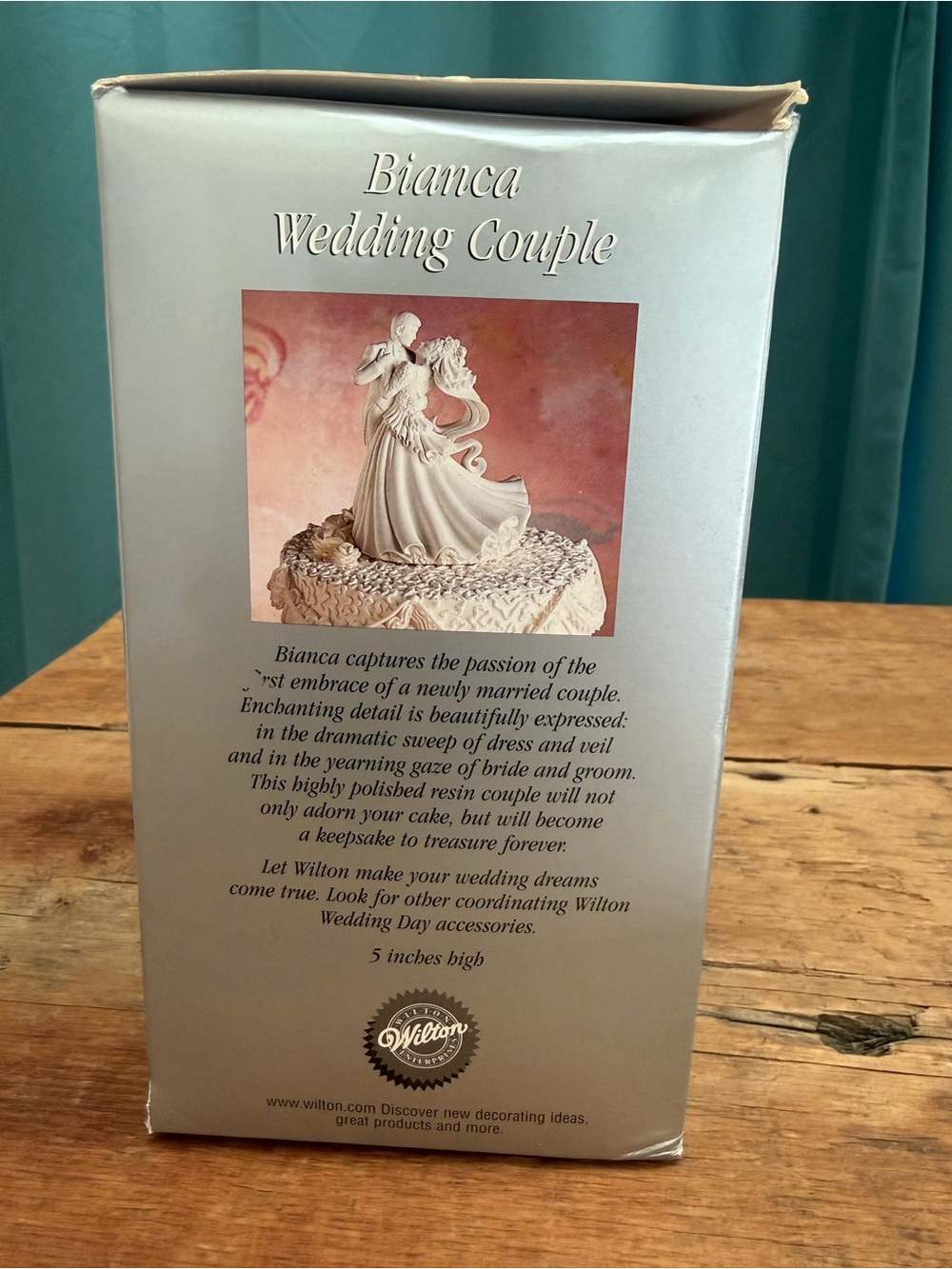 Wilton White Bianca Wedding Couple Cake Topper Vintage Wedding - Picture 2 of 6